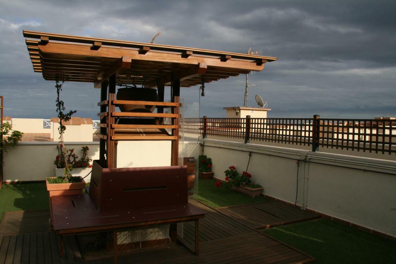 Apartamento Vacacional Atico Frente Al Mar Candelaria Exterior photo