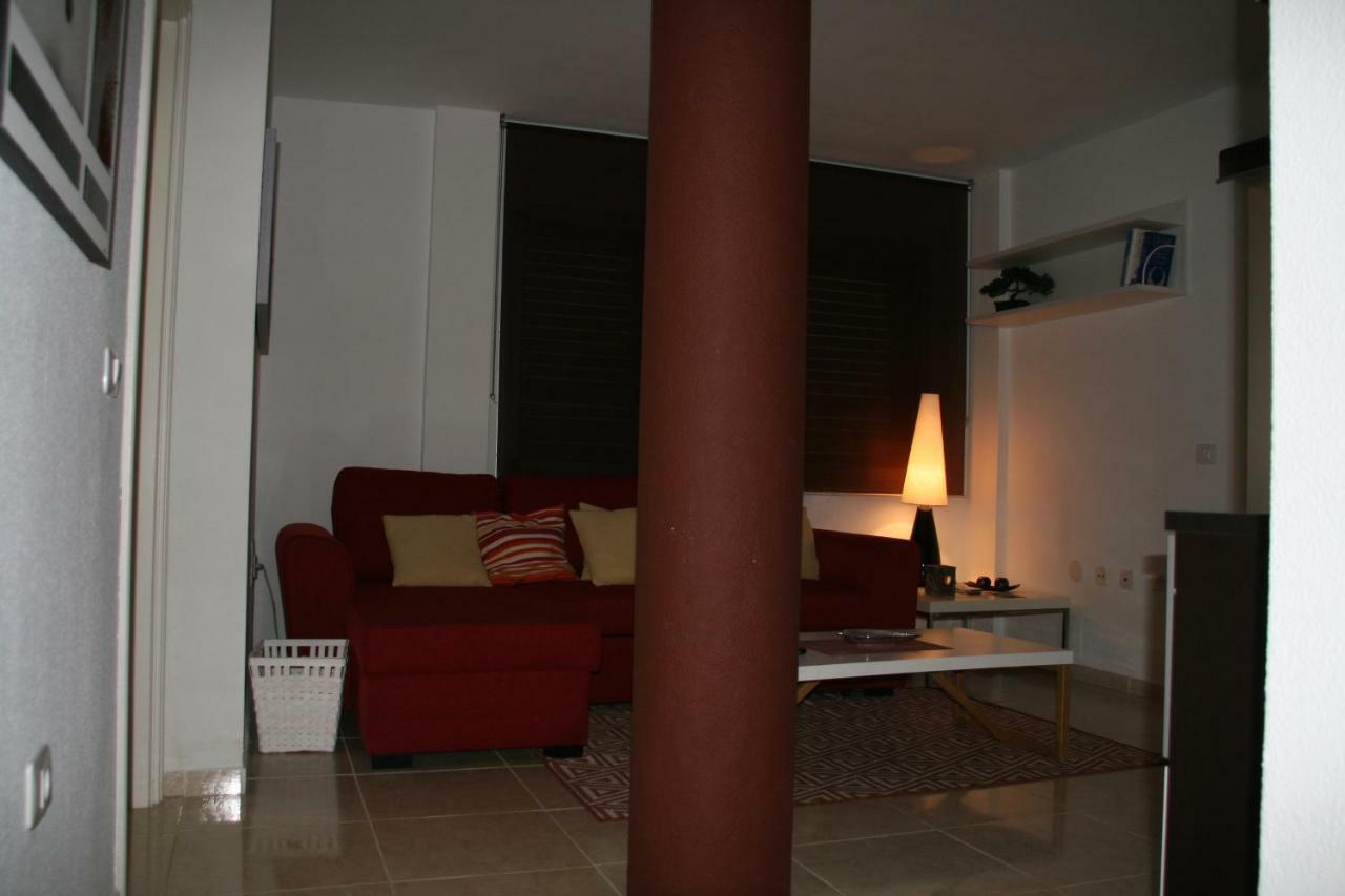 Apartamento Vacacional Atico Frente Al Mar Candelaria Exterior photo