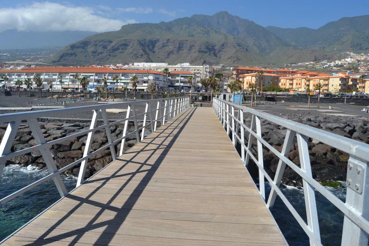 Apartamento Vacacional Atico Frente Al Mar Candelaria Exterior photo